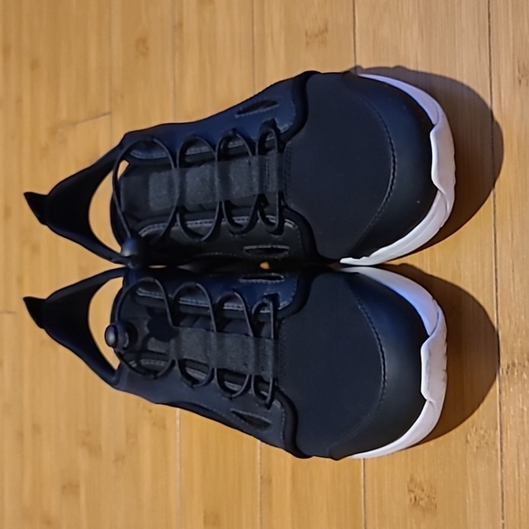 Fitflop Waterproof Shoe - Picture 2 of 7